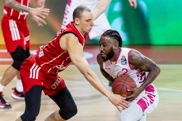 人意料地占 人意料地占