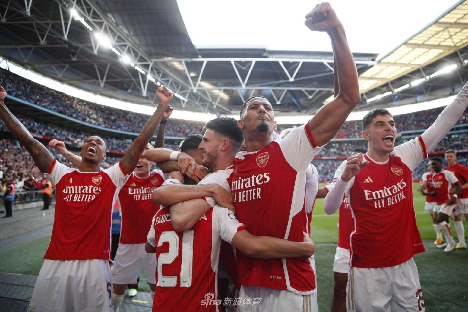 莫里斯在进 莫里斯在进